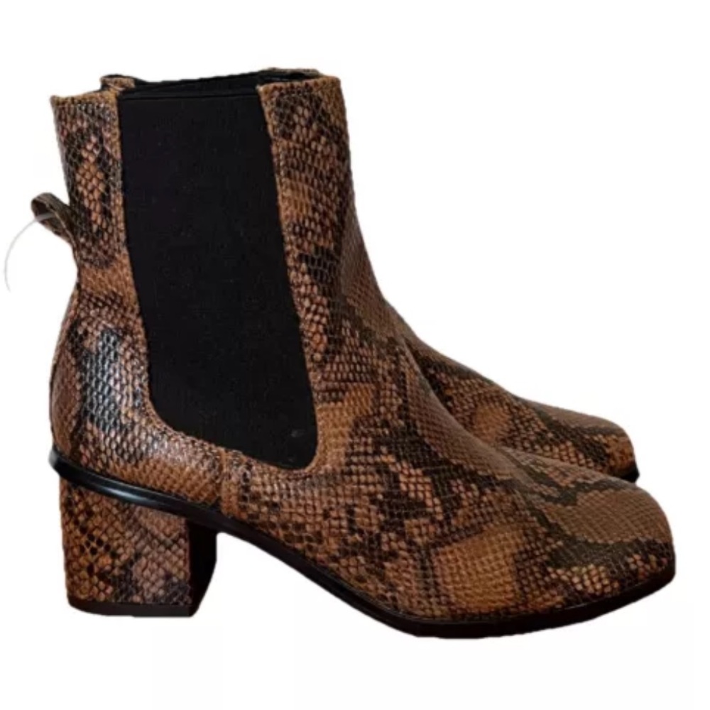 Women’s French Connection Chrissy Block Heel Chelsea Boots Snakeskin Sz 6